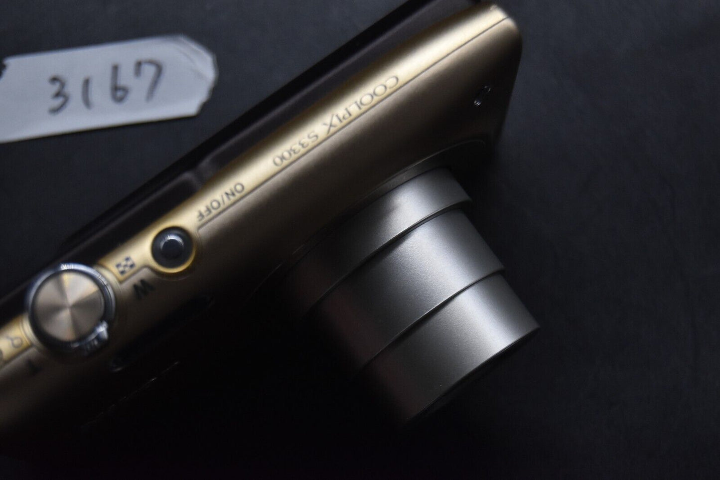 Nikon COOLPIX S3300 6XZoom 16.0 MP Digital Camera Gold JAPAN 【ALMOST MINT】3167