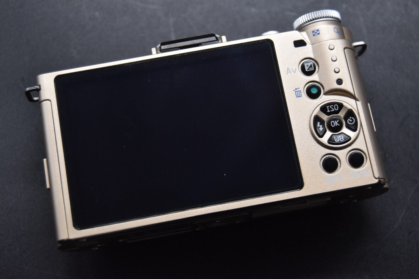PENTAX Q-S1 02 Zoom Kit 12.4 MP Digital SLR Champagne Gold 【MINT- SC 5832】2907