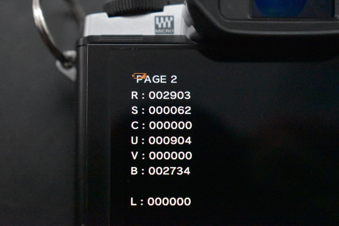 [1 Yr Warranty] Olympus OMD E-M5 Mirrorless Digital Camera with Lens Silver 5830