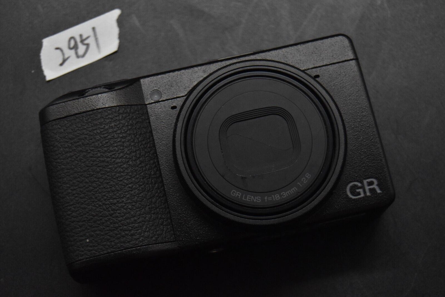 RICOH GR III 24.2MP 18.3mm f/2.8 Digital Camera Black From JAPAN 【MINT】 2951