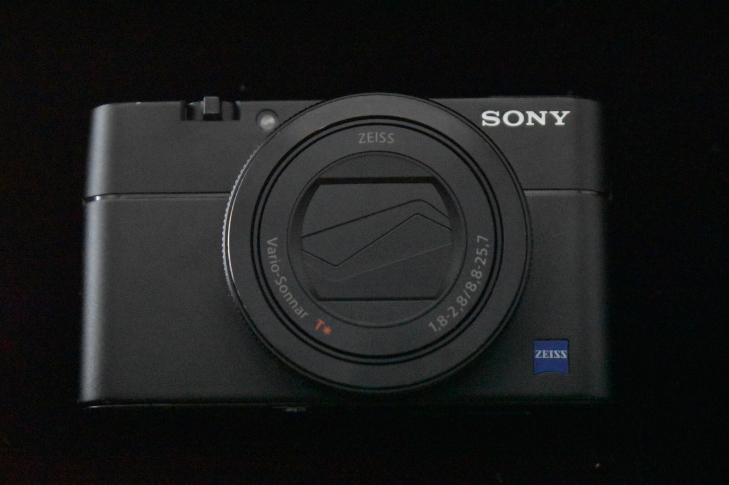 [1 Yr warranty] Sony Cyber-Shot DSC-RX100 V M5 20.1MP 4K Digital Camera 6700