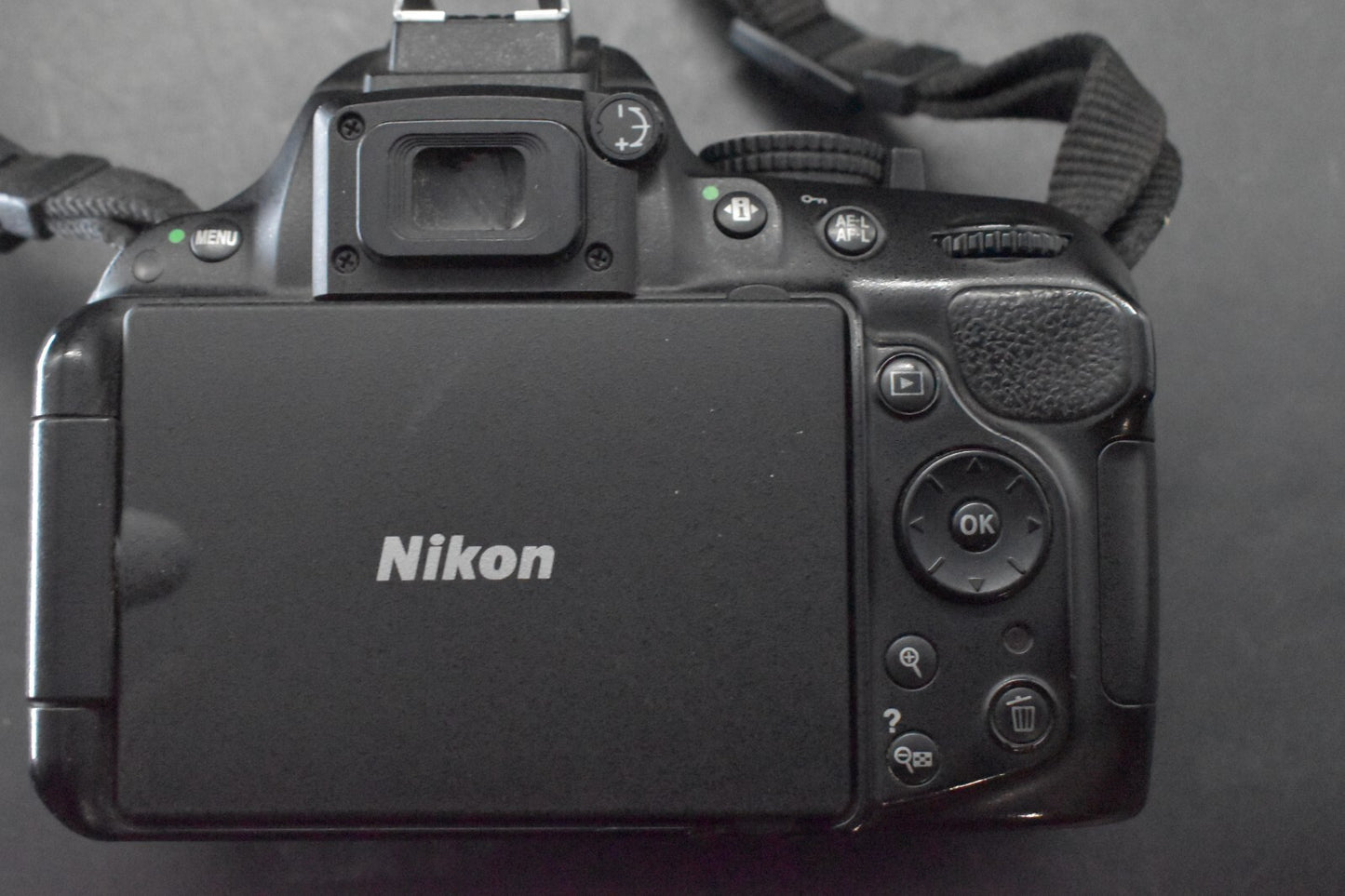 [1 Yr Warranty] Nikon D5200 24.1MP Digital Camera Black Body Only 6406