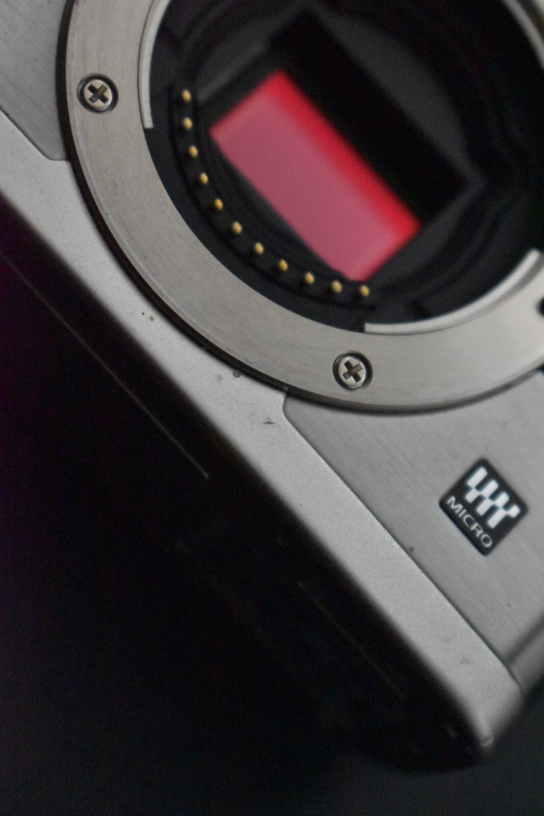 [1 Yr Warranty] Olympus Pen E-P1 Silver 12.3MP Digital Camera With Lens 6063