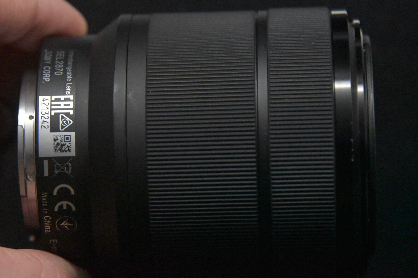 SONY FE 28-70mm f/3.5-5.6 OSS Lens SEL2870 Black From JAPAN [MINT] 5592