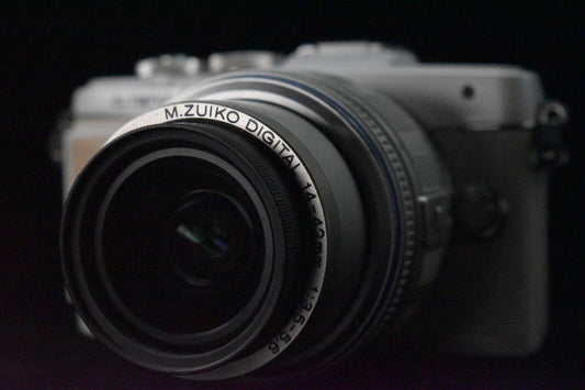 Olympus PEN E-PL7 Digital Camera White with 14-42mm Lens [NEAR MINT SC7701] 5208