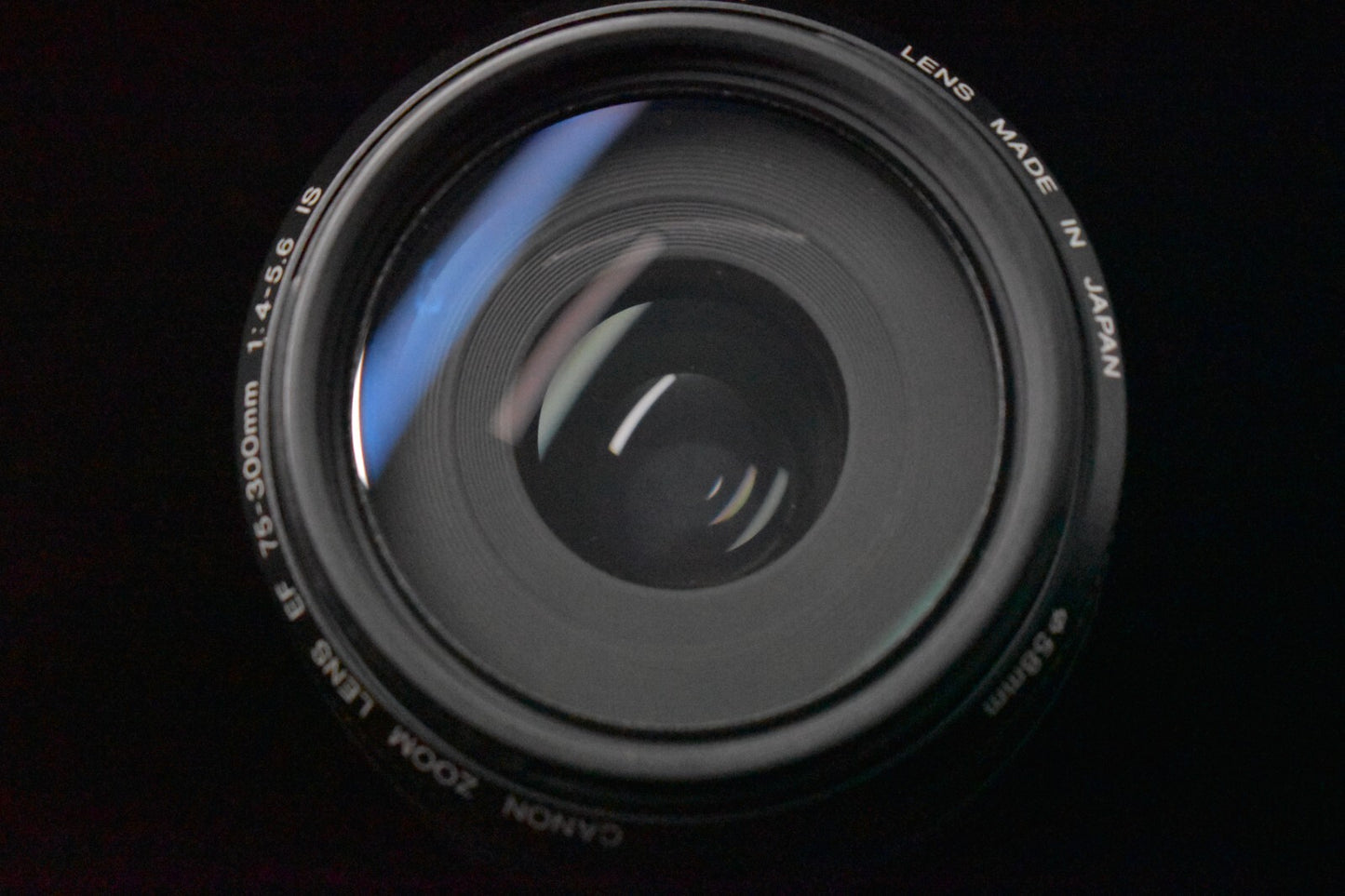 [1 Yr Warranty] Canon EF 75-300mm f/4-5.6 IS USM Telephoto Zoom Lens 6828