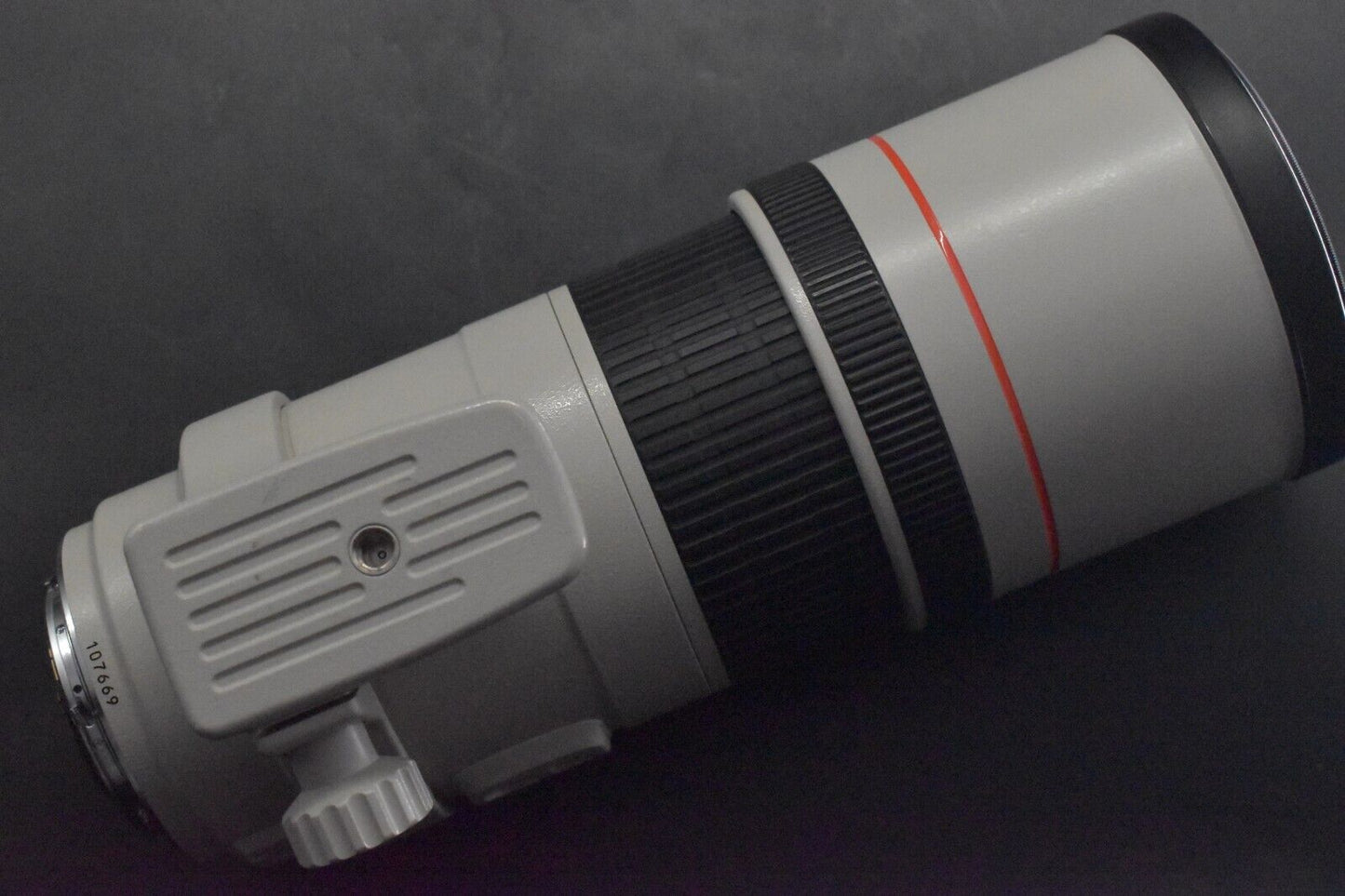 Canon EF 300mm f4 L USM ULTRASONIC Lens From JAPAN [NEAR MINT] #5459