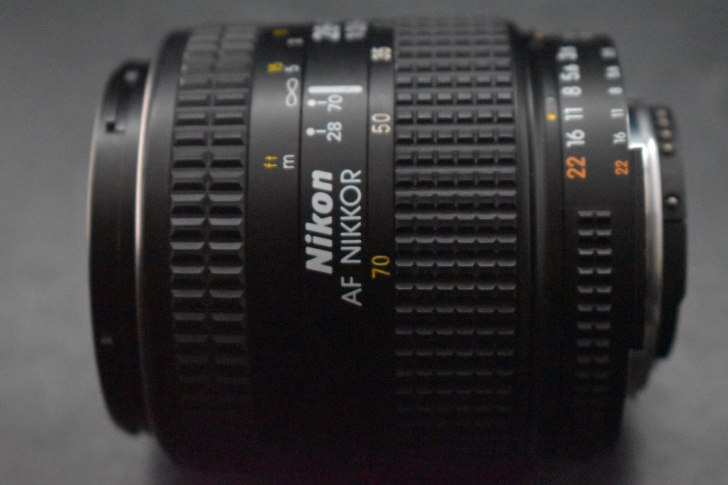 [1 Yr Warranty] Nikon AF Nikkor 28-70mm f/3.5-4.5 D Macro Zoom Lens JAPAN 6115