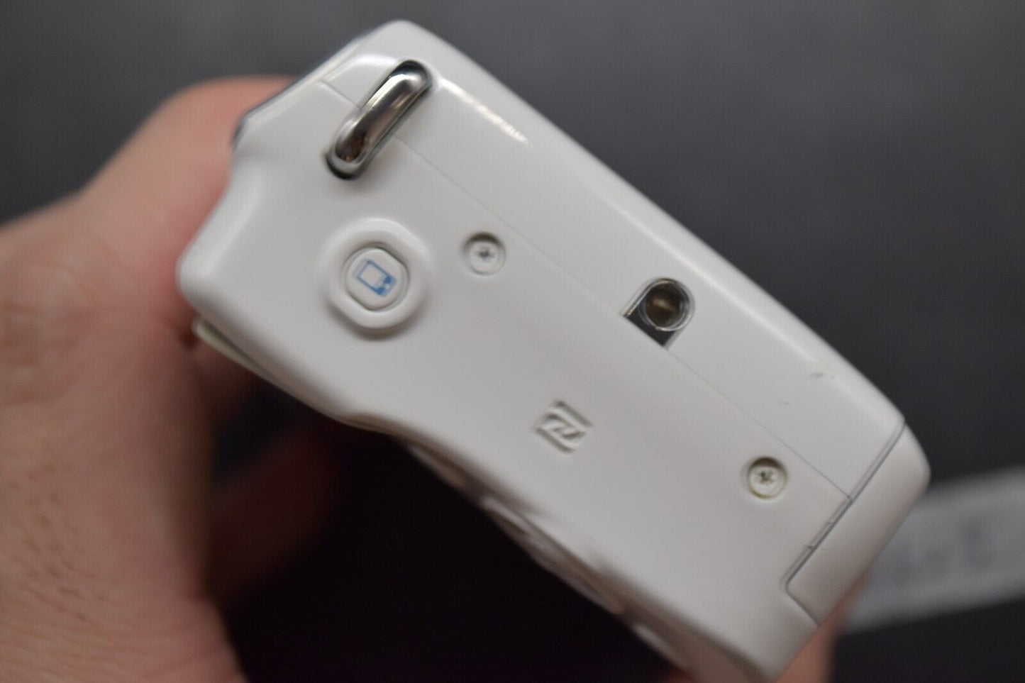Canon EOS M10 Mirrorless Digital Camera White 15-45 Lens JAPAN【ALMOST MINT】 3625