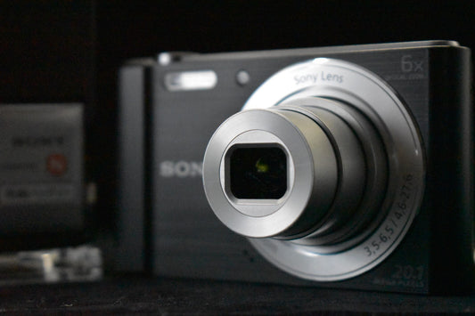 [1Yr Warranty] Sony Cyber-shot DSC-W810 Black 20.1MP 6x Zoom Digital Camera 6529