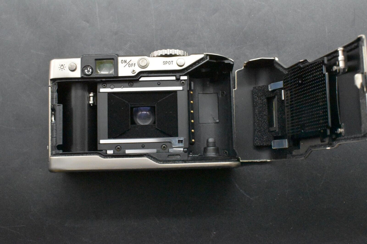 Minolta TC-1 35mm Compact Point & Shoot Film Camera [NEAR MINT] 5328