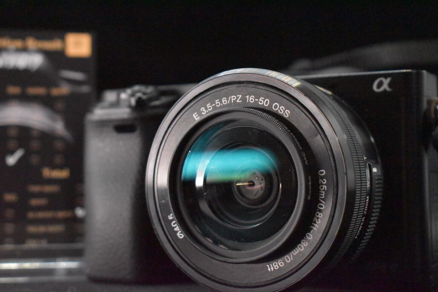 [1 anno di garanzia] Fotocamera digitale mirrorless Sony alpha a6000 con...