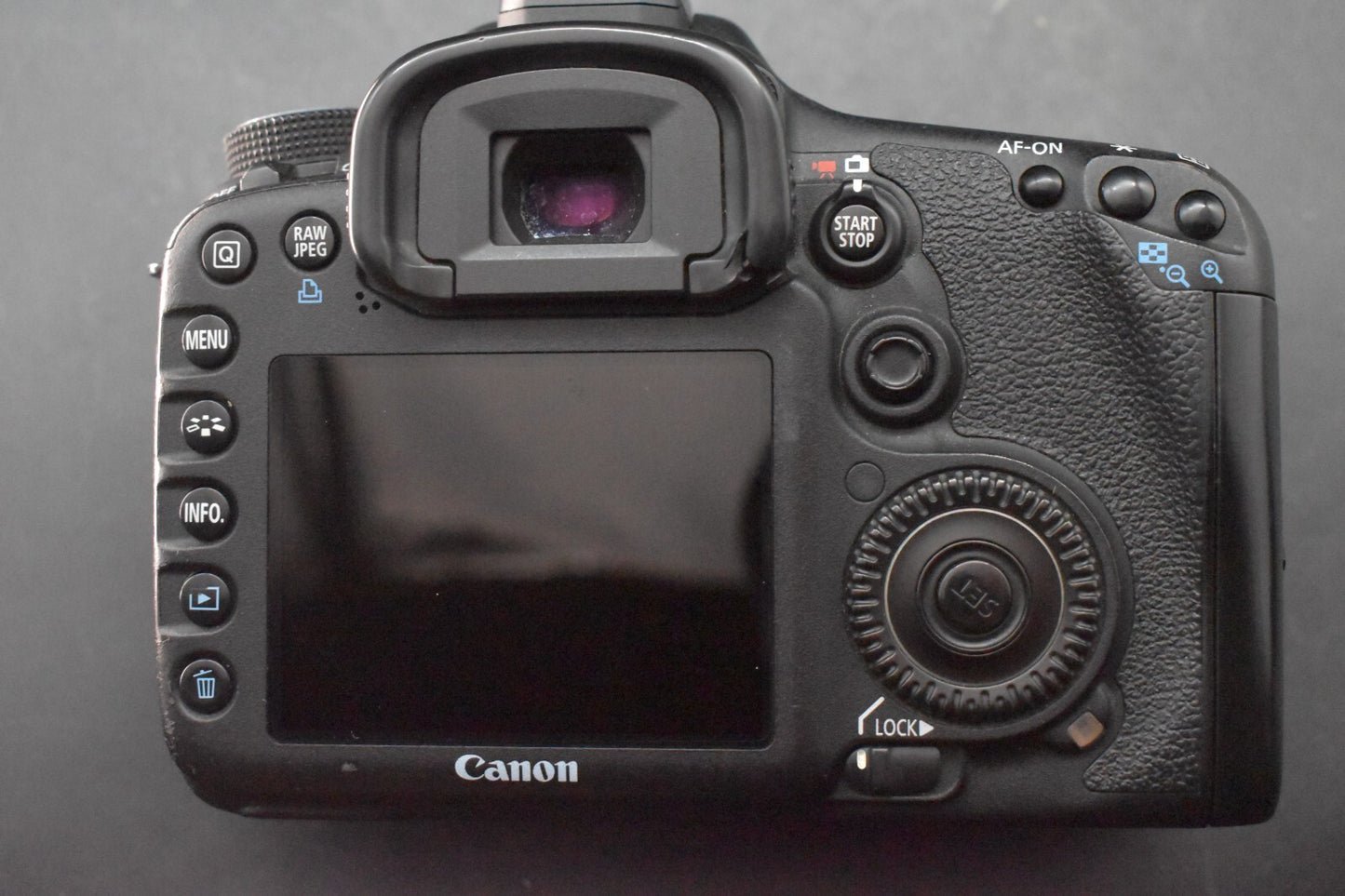 [1 Yr warranty] Canon EOS 7D DSLR Digital Professional Camera From Japan 6319
