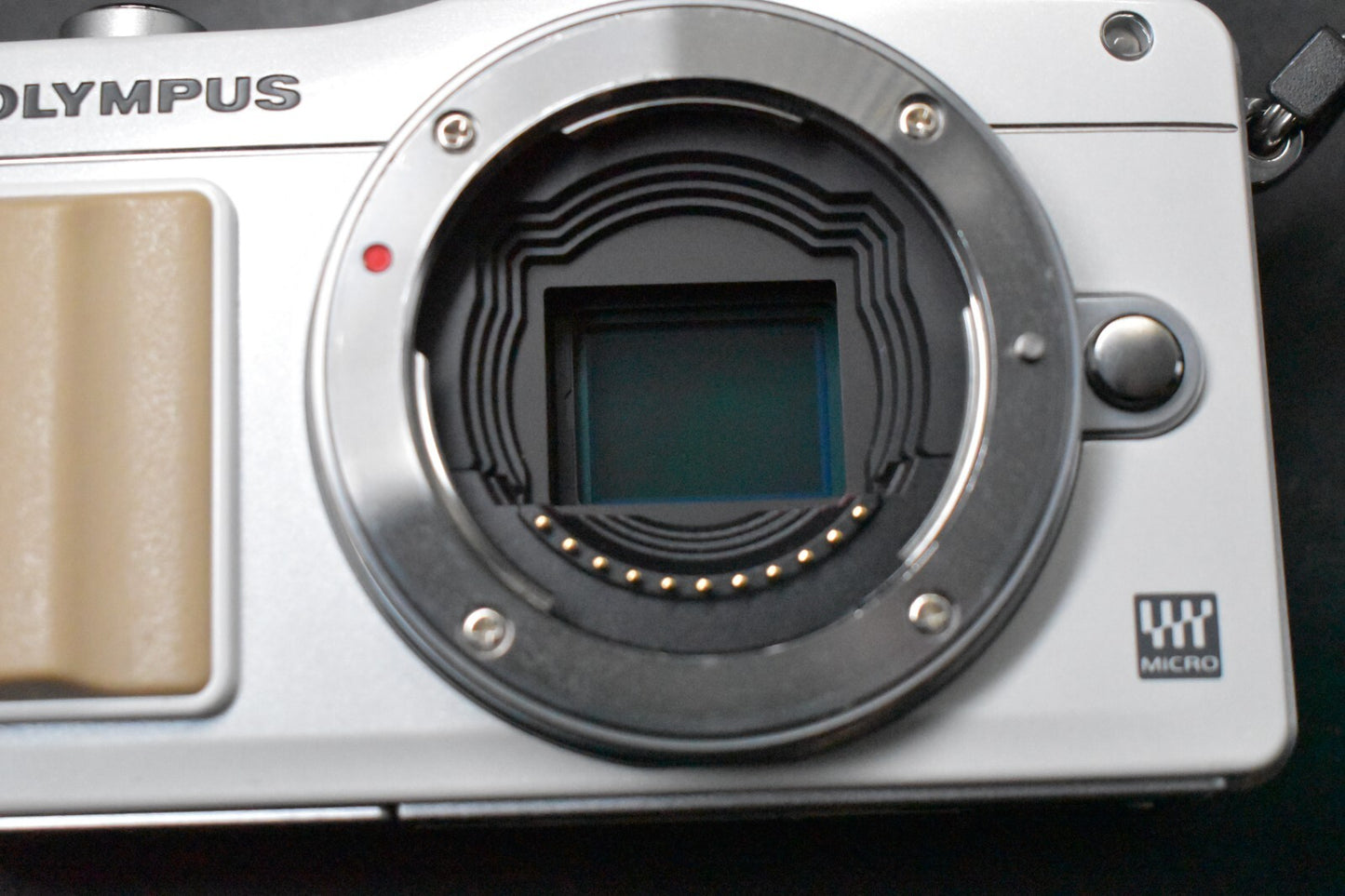 [1 Yr Warranty] Olympus Pen Mini E-PM2 Mirrorless Digital Camera with Lens 6395
