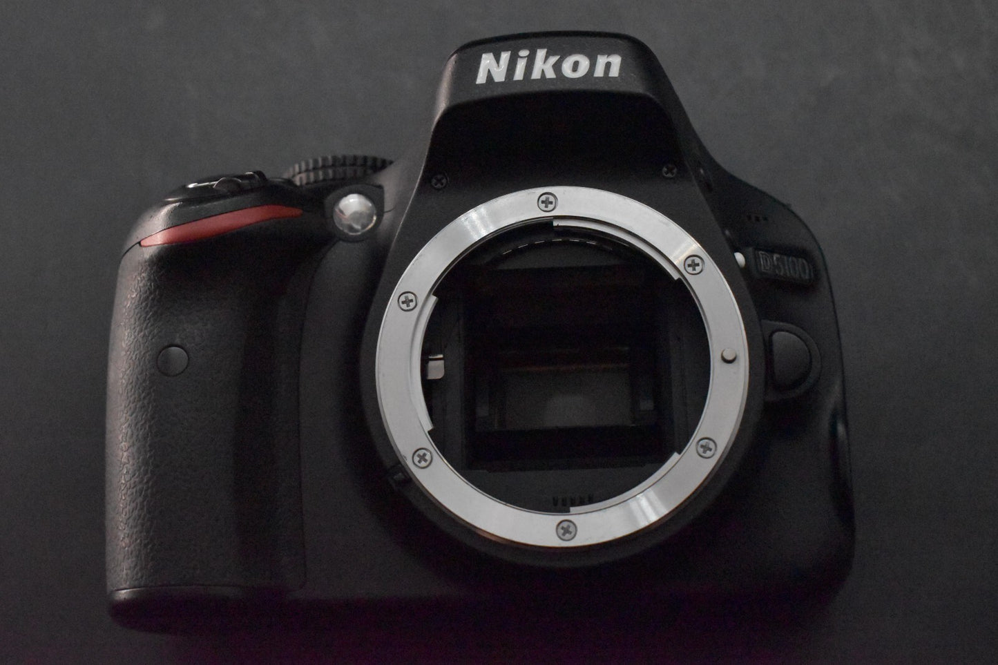 [1 Yr Warranty] Nikon D5100 16.2MP DSLR Digital Professional Camera w/ Lens 6333