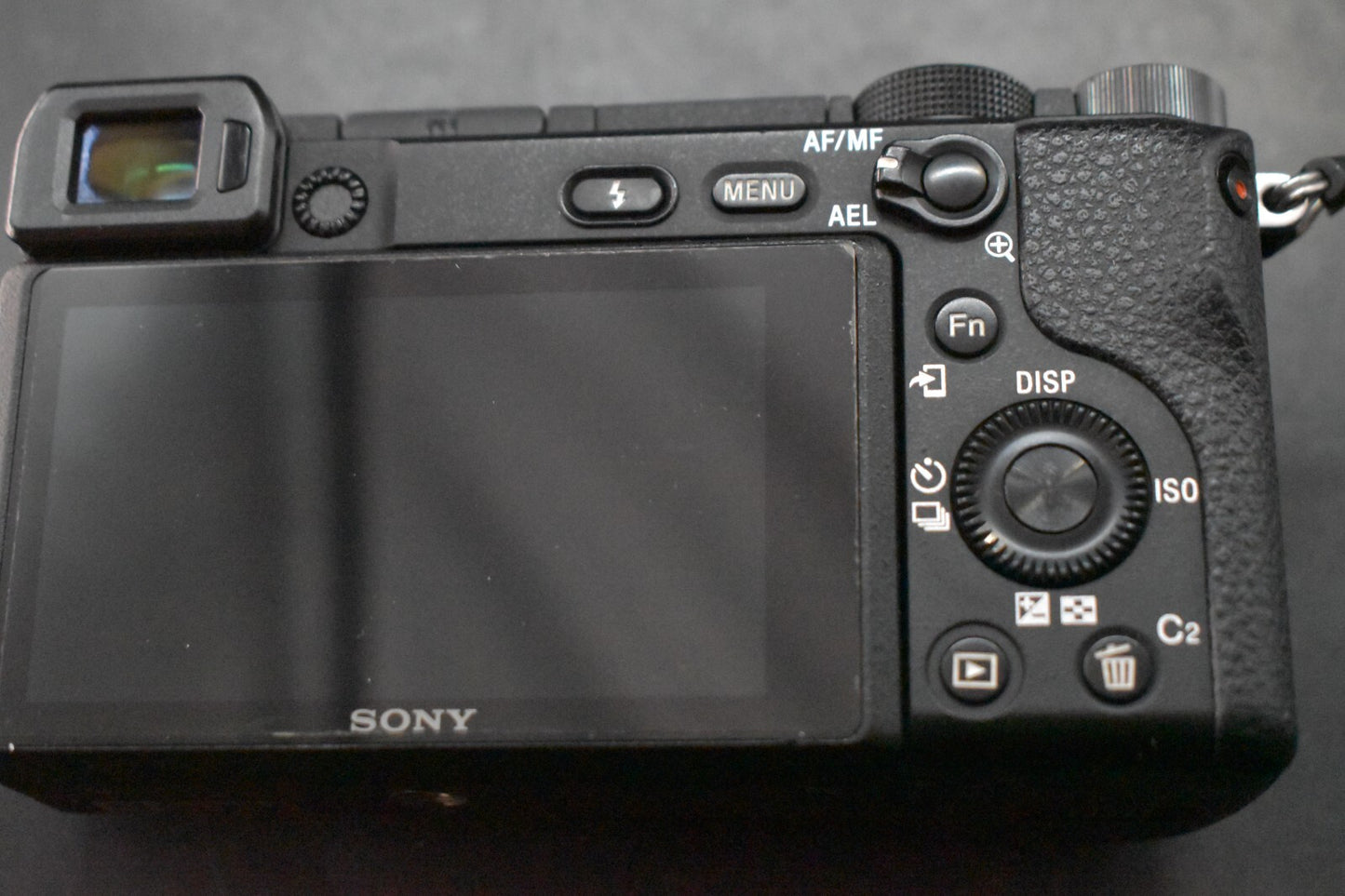 [1 Yr Warranty] Sony Alpha A6400 Mirrorless Digital Camera with lens Black 6590