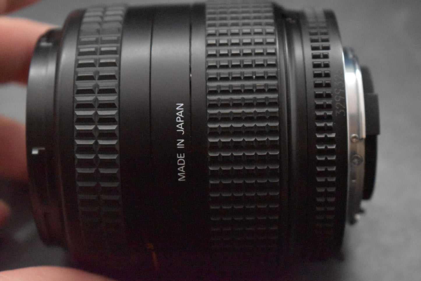 [1 Yr Warranty] Nikon AF Nikkor 28-70mm f/3.5-4.5 D Macro Zoom Lens JAPAN 6115