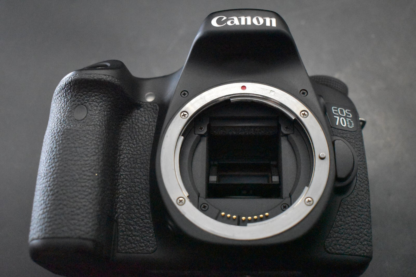 [1 Yr warranty] Canon EOS 70D DSLR Digital SLR Video Camera Body 6640