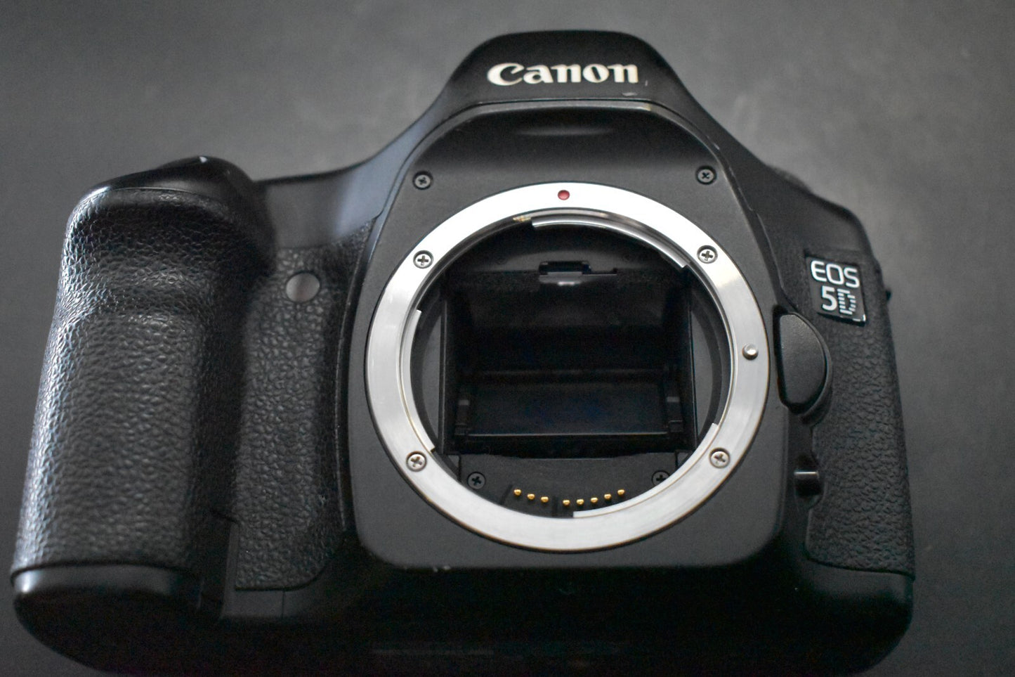 [1 Yr Warranty] Canon EOS 5D Digital SLR Full Frame Camera Body Only 6644