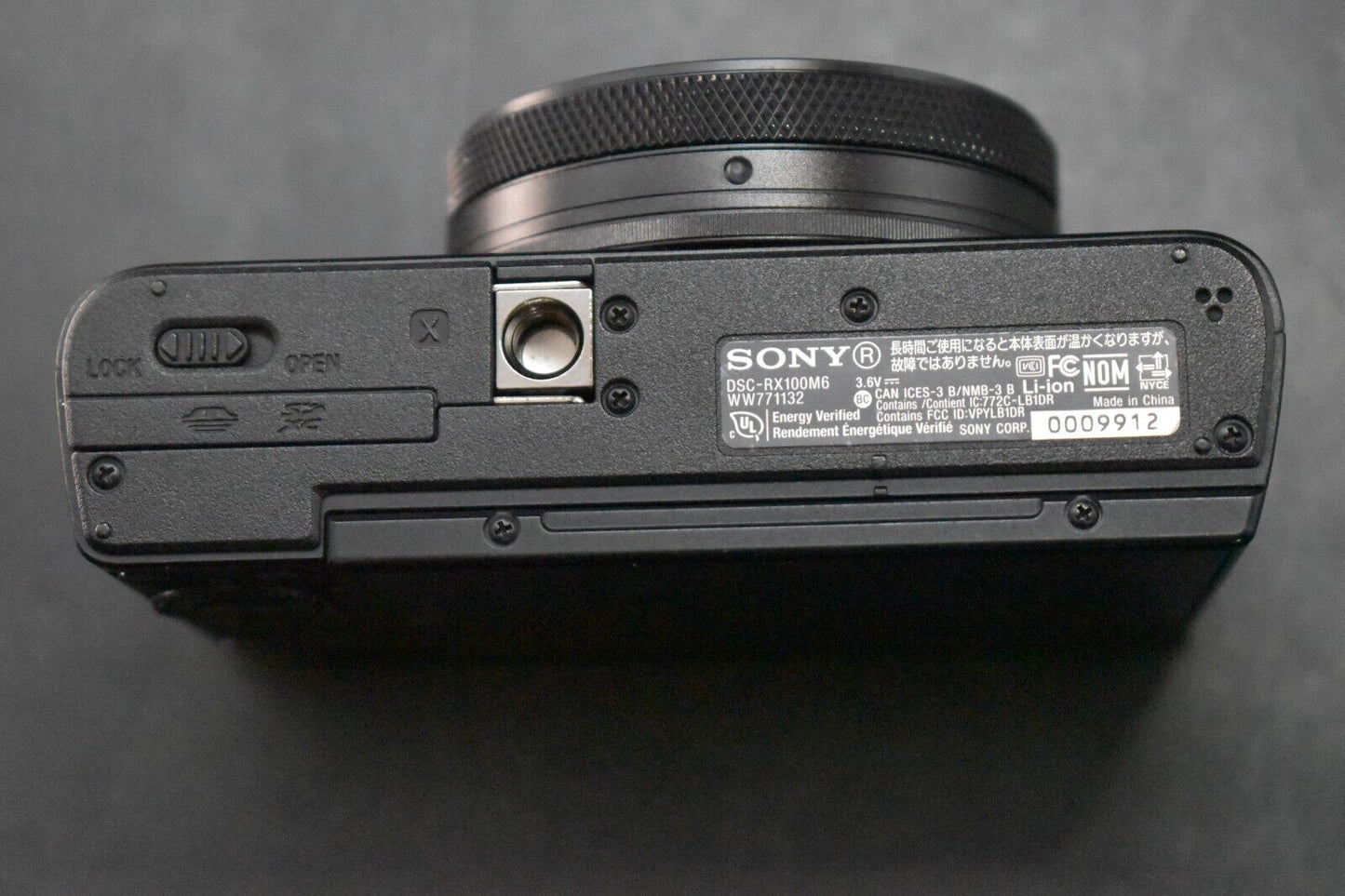 [1 Yr warranty] Sony Cyber Shot RX100 VI M6 Compact Digital Camera Black 5884
