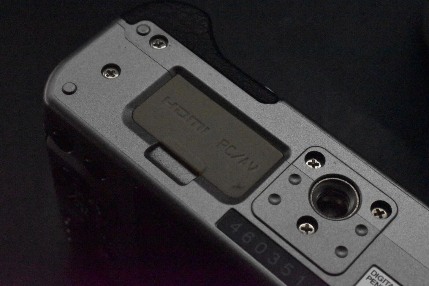 PENTAX Q10 Mirrorless Digital Camera Silver with Lens From Japan [MINT- SC1K]318