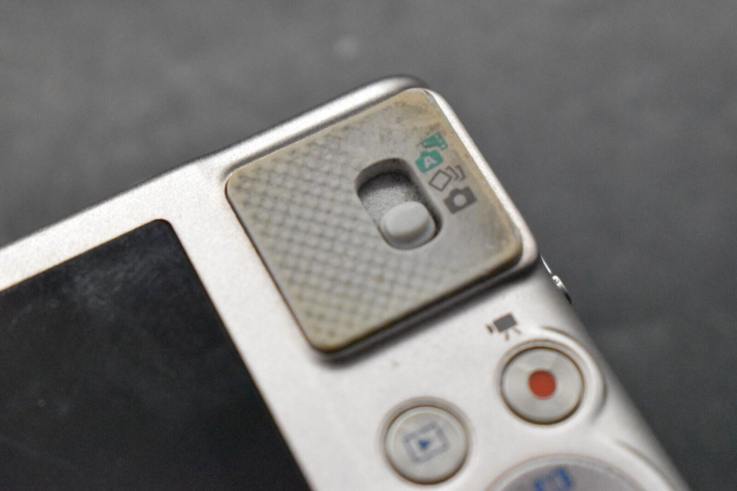Canon PowerShot SX620 HS Point and Shoot Digital Camera Silver [NEAR MINT] 5442