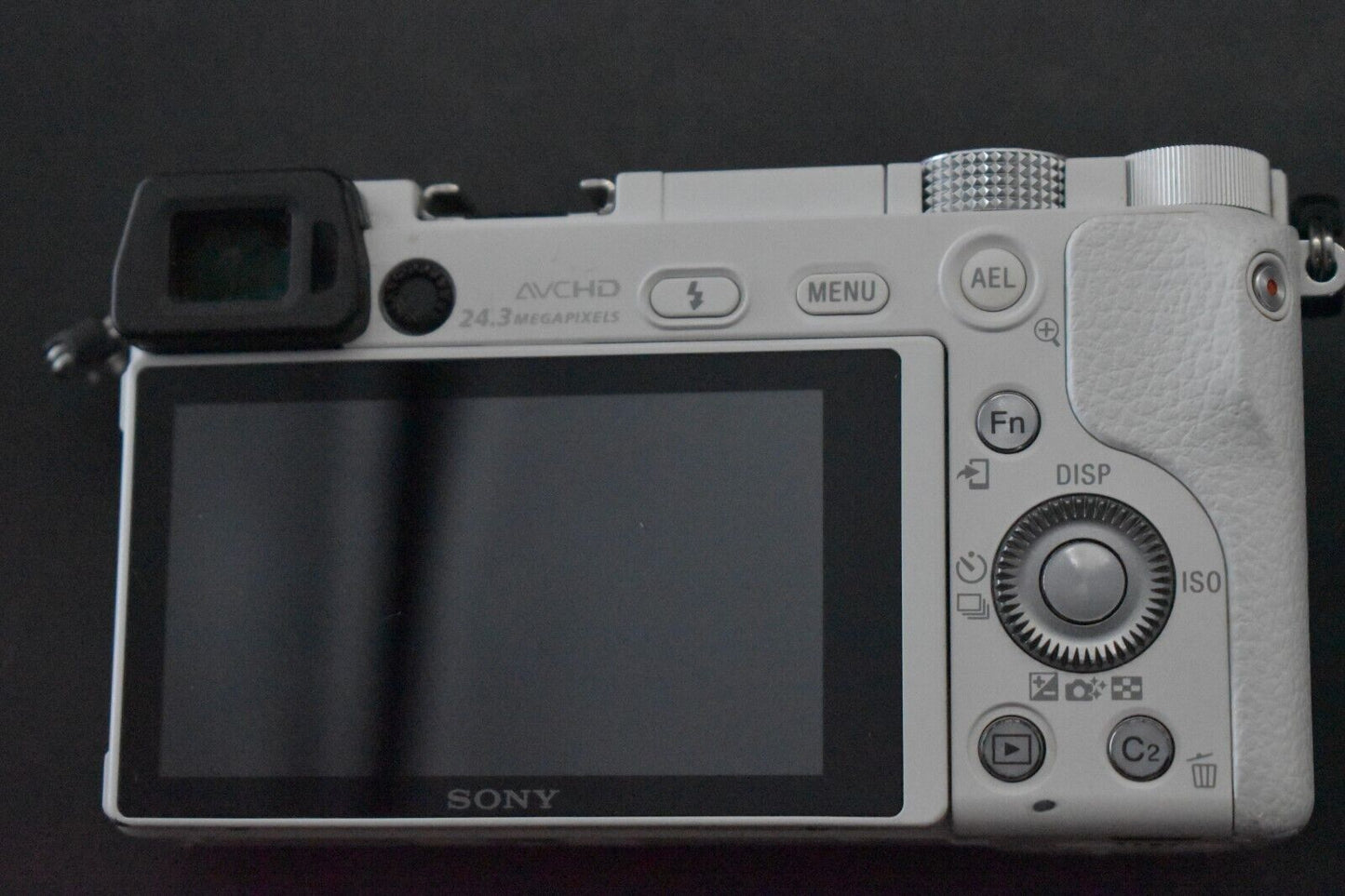 [1 Yr warranty] Sony alpha a6000 Digital Mirrorless Camera with Lens White 5798