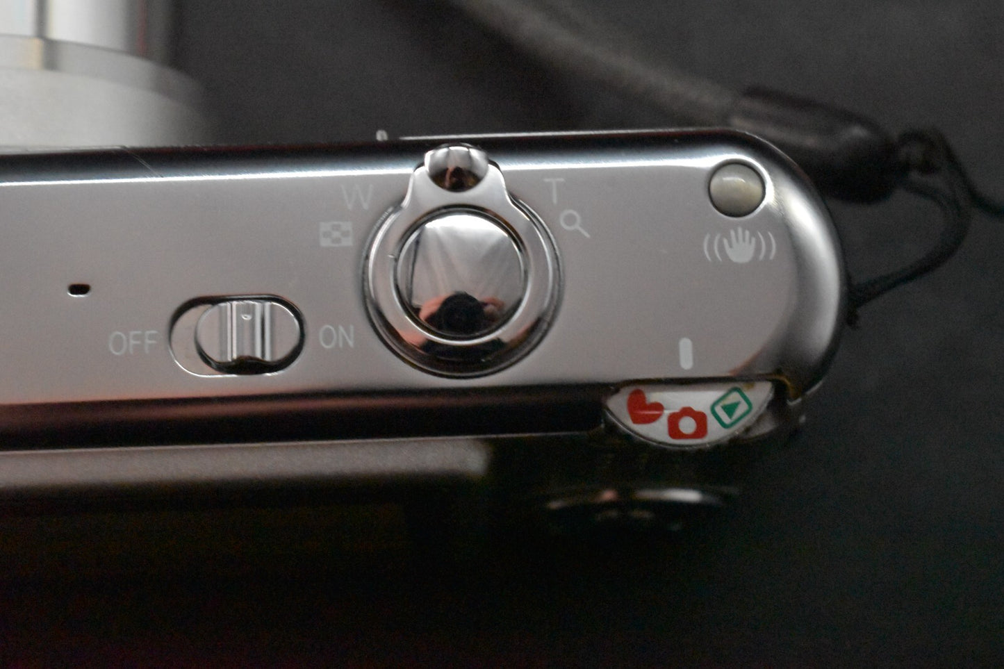 [1 Yr Warranty] Panasonic Lumix DMC-FX07 Compact Digital Camera Silver 6431