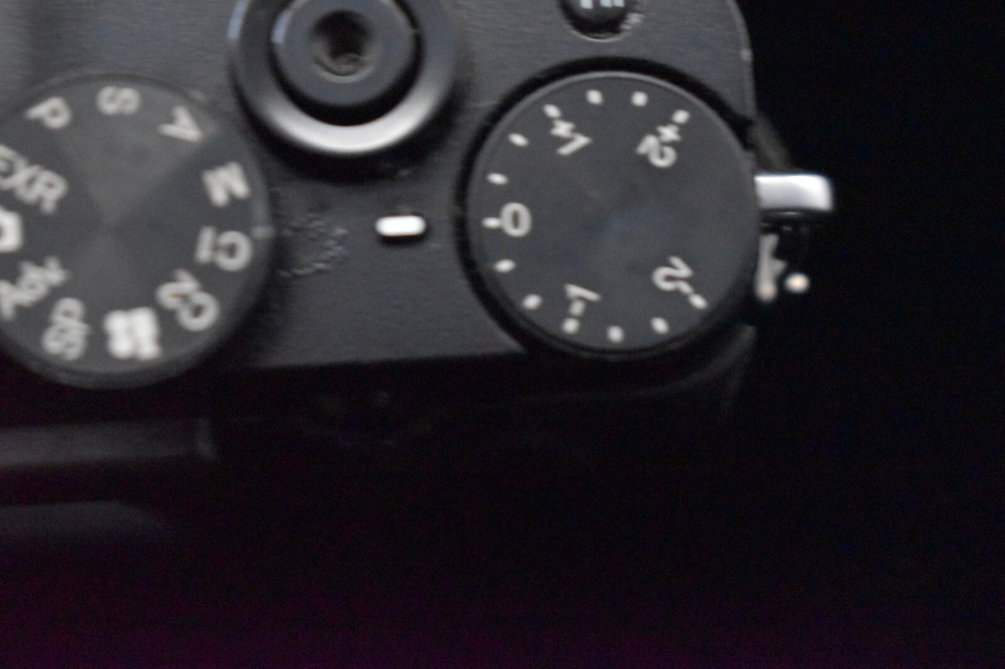 [1 Yr Warranty] Fujifilm X10 Black pPoint and Shoot Compact Digital Camera 6676