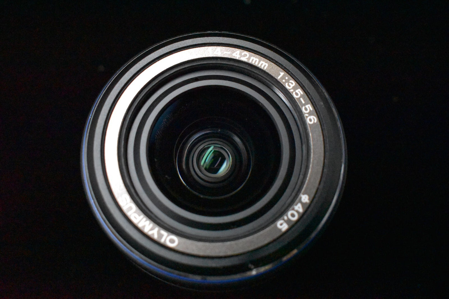 [1 Yr warranty] Olympus OM-D E-M5 Mirrorless Digital Camera with Lens Black 6683