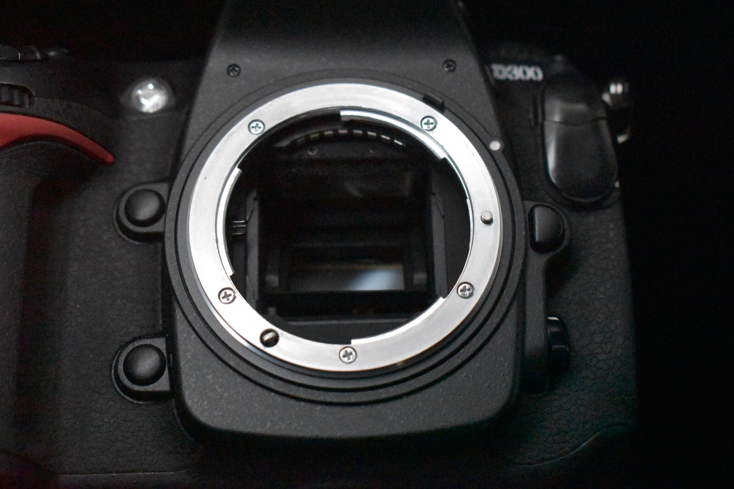 [1 Yr Warranty] Nikon D300 12.3MP Digital SLR Camera Body From Japan 6836