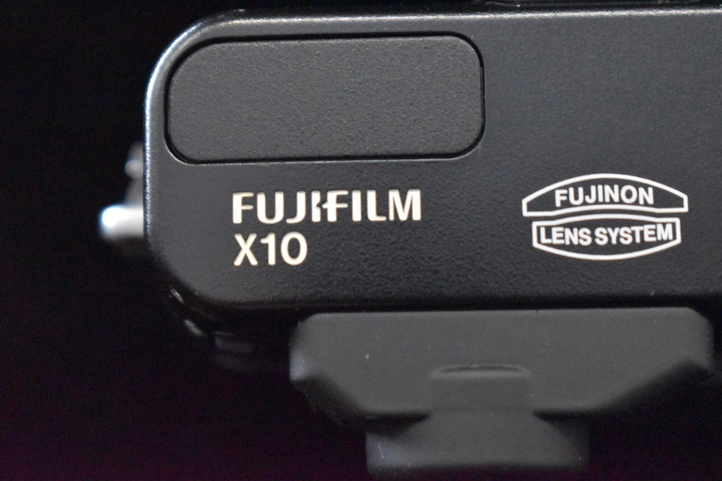 [1 Yr Warranty] Fujifilm X10 Black pPoint and Shoot Compact Digital Camera 6676