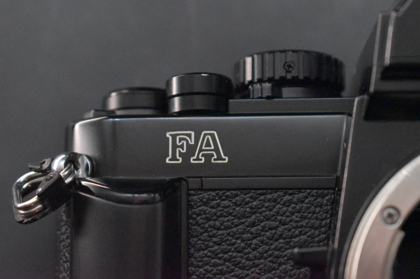 [1 Yr Warranty] Nikon FA Black 35mm SLR Film Camera Body From JAPAN 6113
