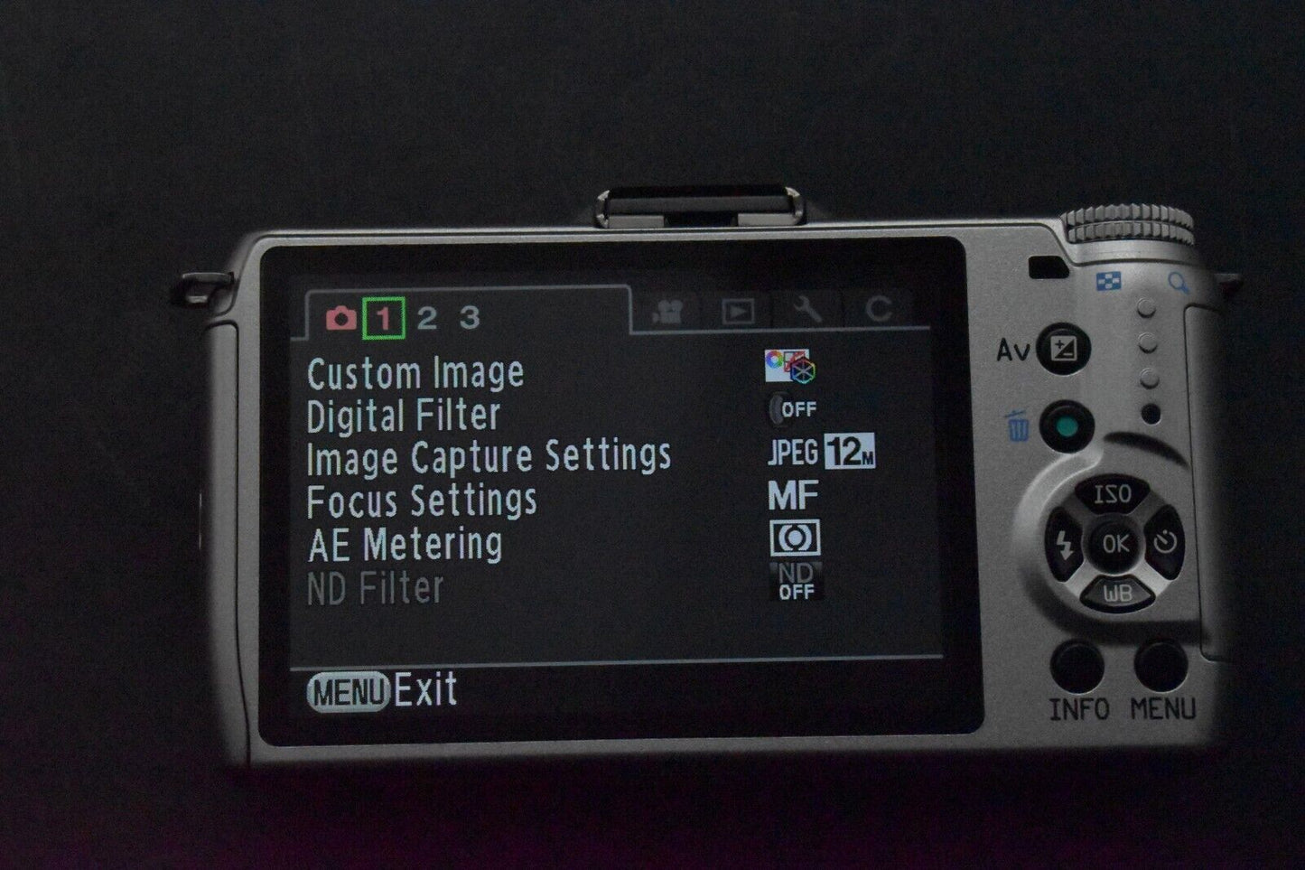 PENTAX Q10 Mirrorless Digital Camera Silver with Lens From Japan [MINT- SC1K]318