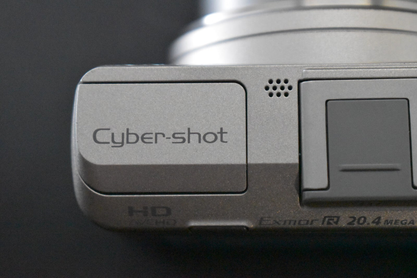 [1 Yr Warranty] SONY Cyber-Shot DSC-HX50V 20.4MP 30X Zoom Digital Camera 6212