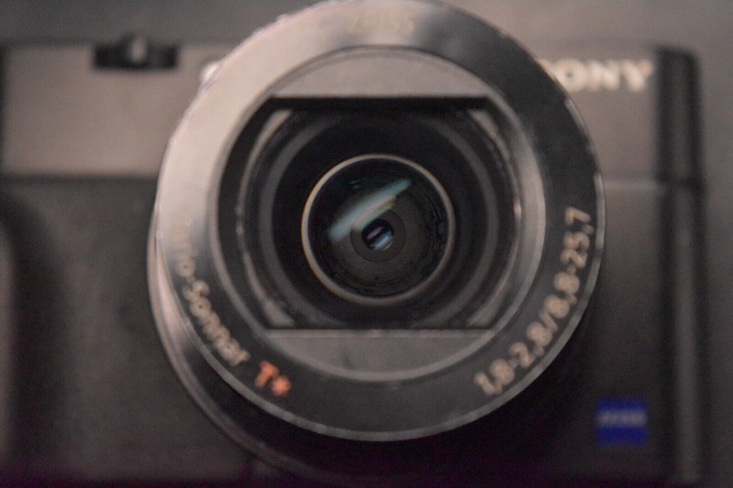 [1 anno di garanzia] Sony Cyber-Shot DSC-RX100 V M5 20.1MP 4K Digital...