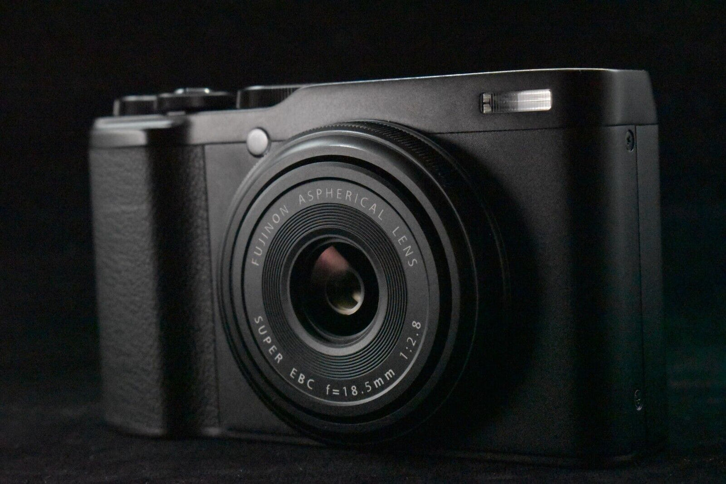 Fujifilm Fuji XF10 XF-10 Black Compact Digital Camera JAPAN [ALMOST MINT] #5229