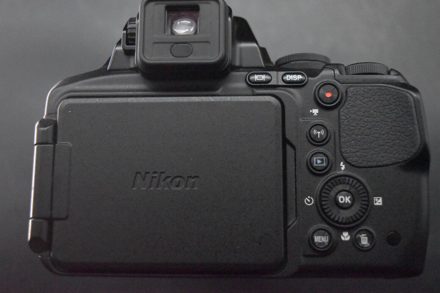 Nikon Coolpix P900 Black Point and Shoot Super Zoom Digital Camera [N MINT] 5423