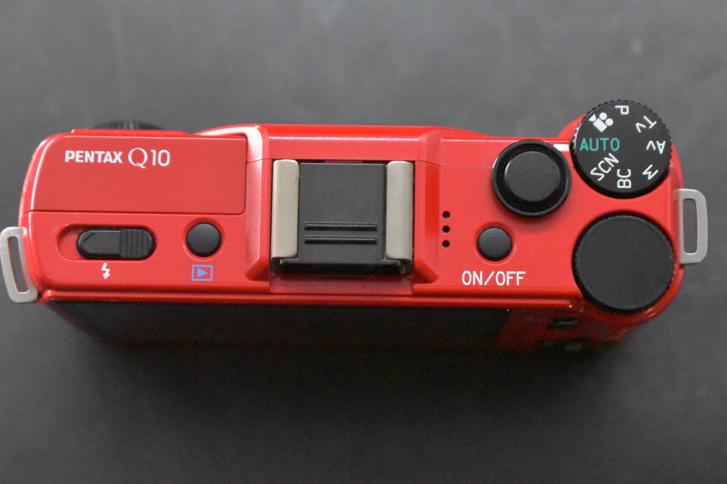[1 Yr warranty] PENTAX Q10 Mirrorless Digital Camera Red with Lens 6215