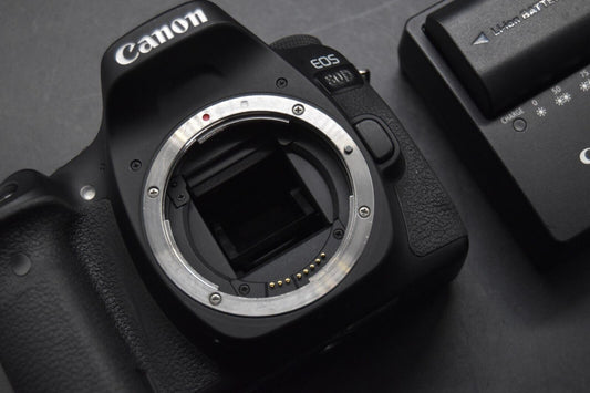 Canon EOS 80D 24.2 MP Digital SLR Camera Body 【MINT- SC 32807 (33%) 】 #3412