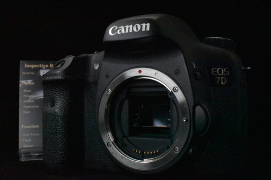 [1 Yr warranty] Canon EOS 7D DSLR Digital Professional Camera From Japan 6451
