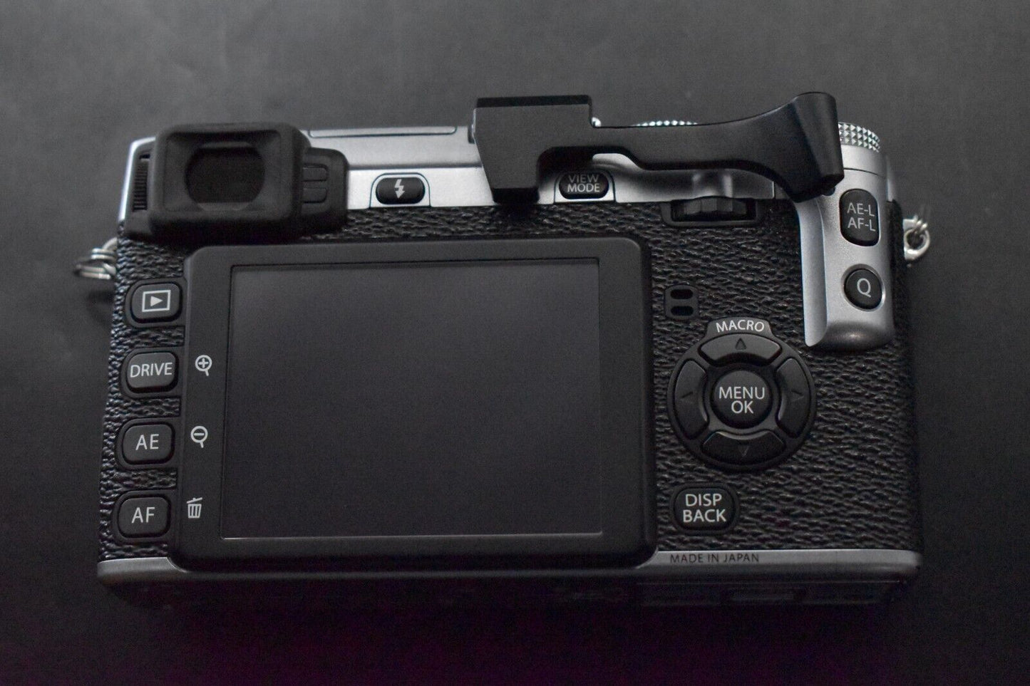 Fujifilm X Series X-E1 16.3MP Digital SLR Camera Body JAPAN [NEAR MINT] 5469