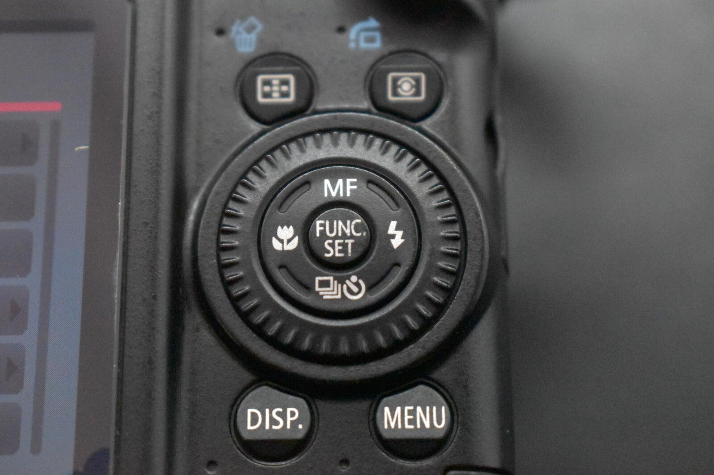[1 Yr warranty] Canon PowerShot G10 Point and Shoot Digital Compact Camera 6597