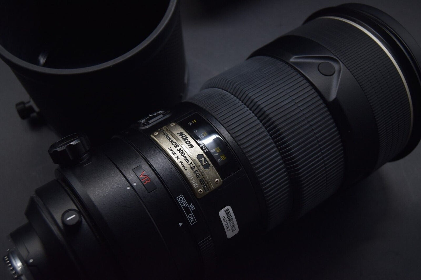 Nikon Nikkor AF-S 300mm f/2.8 G ED VR Telephoto Lens From JAPAN 【MINT-】 #3298