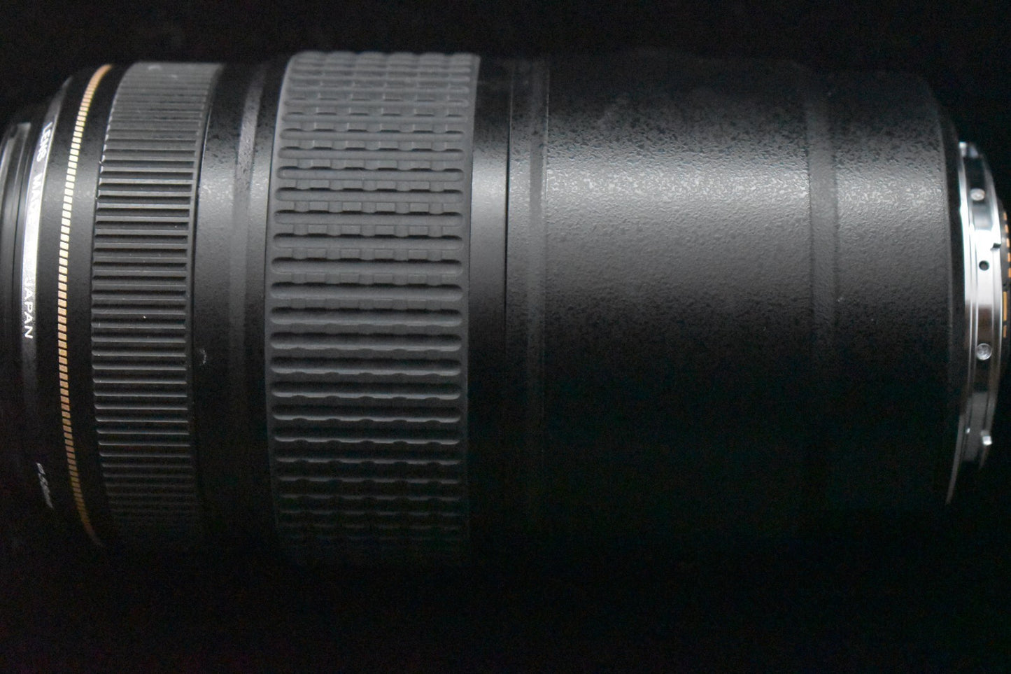 [1 Yr Warranty] Canon EF 75-300mm f/4-5.6 IS USM Telephoto Zoom Lens 6828