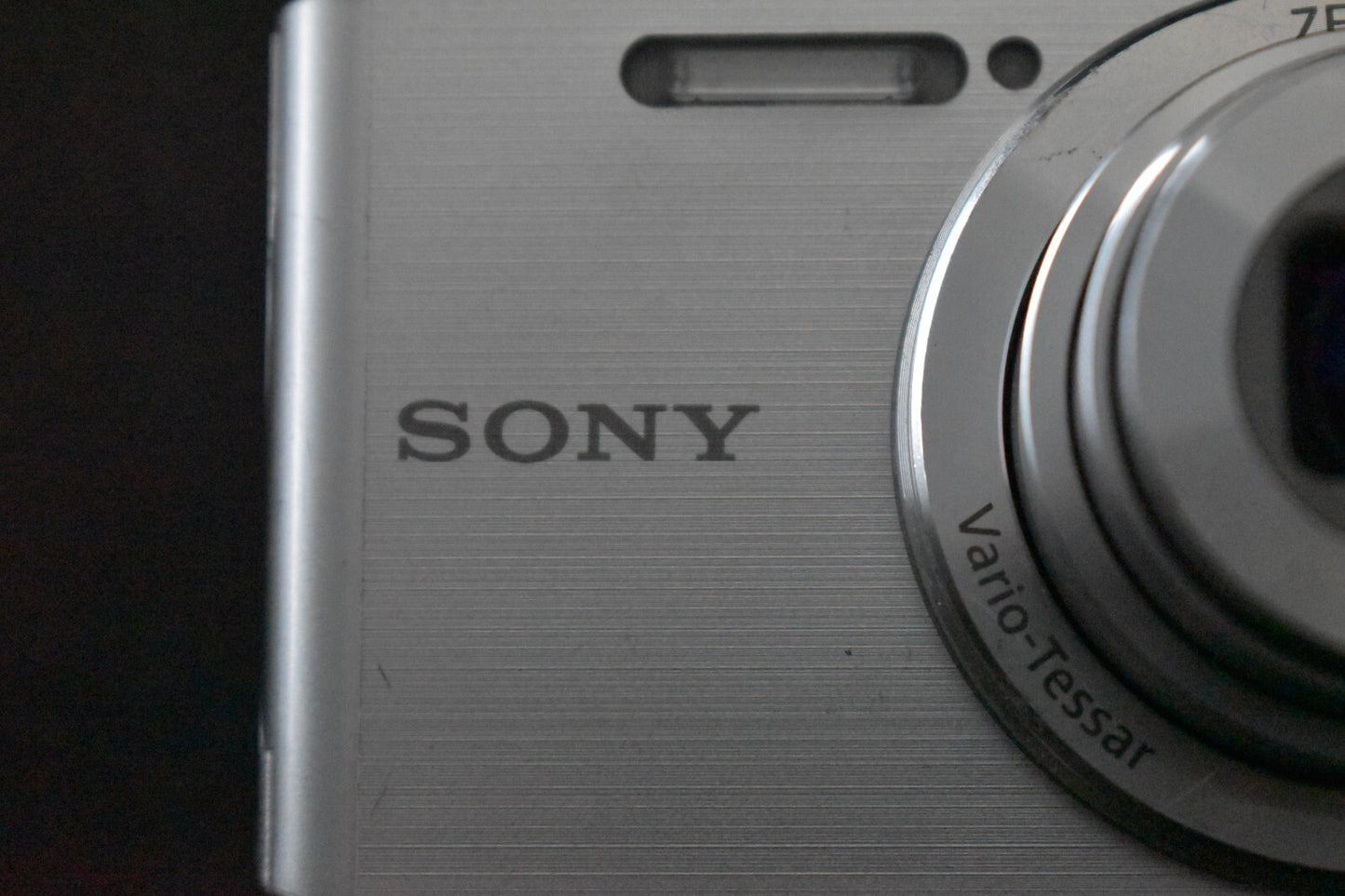[1 Yr Warranty] Sony Cyber-Shot DSC-W830 8x zoom Digital Camera Silver 6265