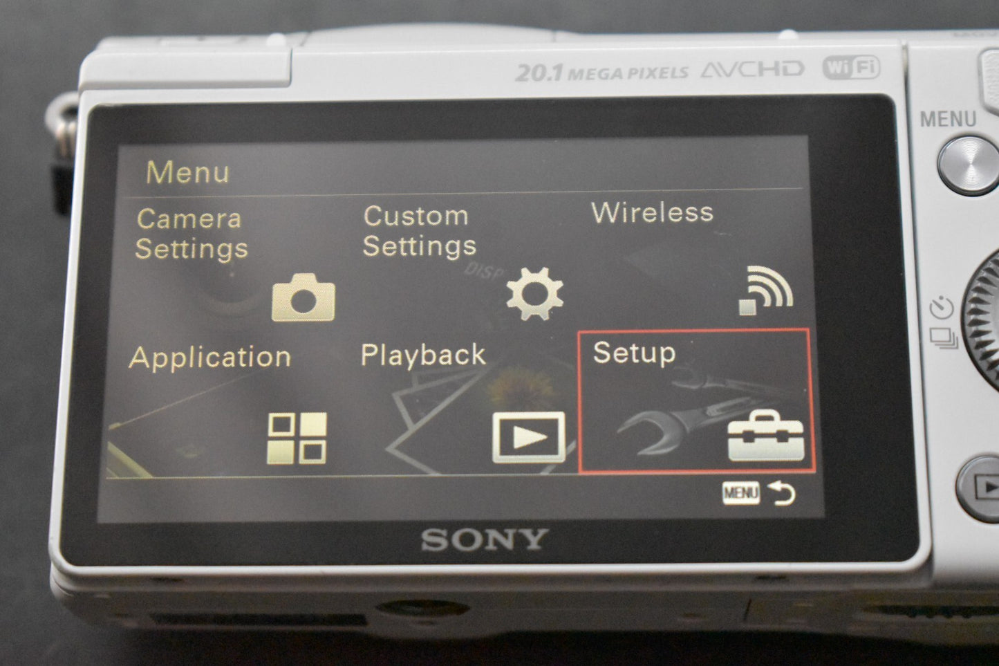 [1 Yr Warranty] Sony Alpha a5000 Mirrorless Digital Camera with Lens White 6499