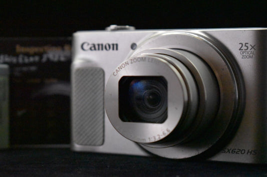 Canon PowerShot SX620 HS Point and Shoot Digital Camera Silver [NEAR MINT] 5442