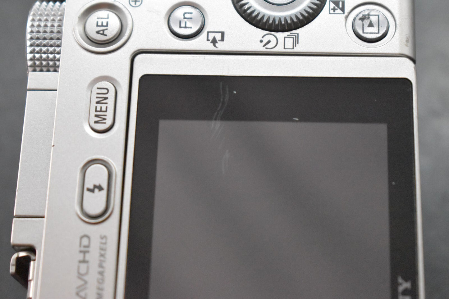 [1 Yr warranty] Sony a6000 Digital Mirrorless Camera with Lens Silver 6620