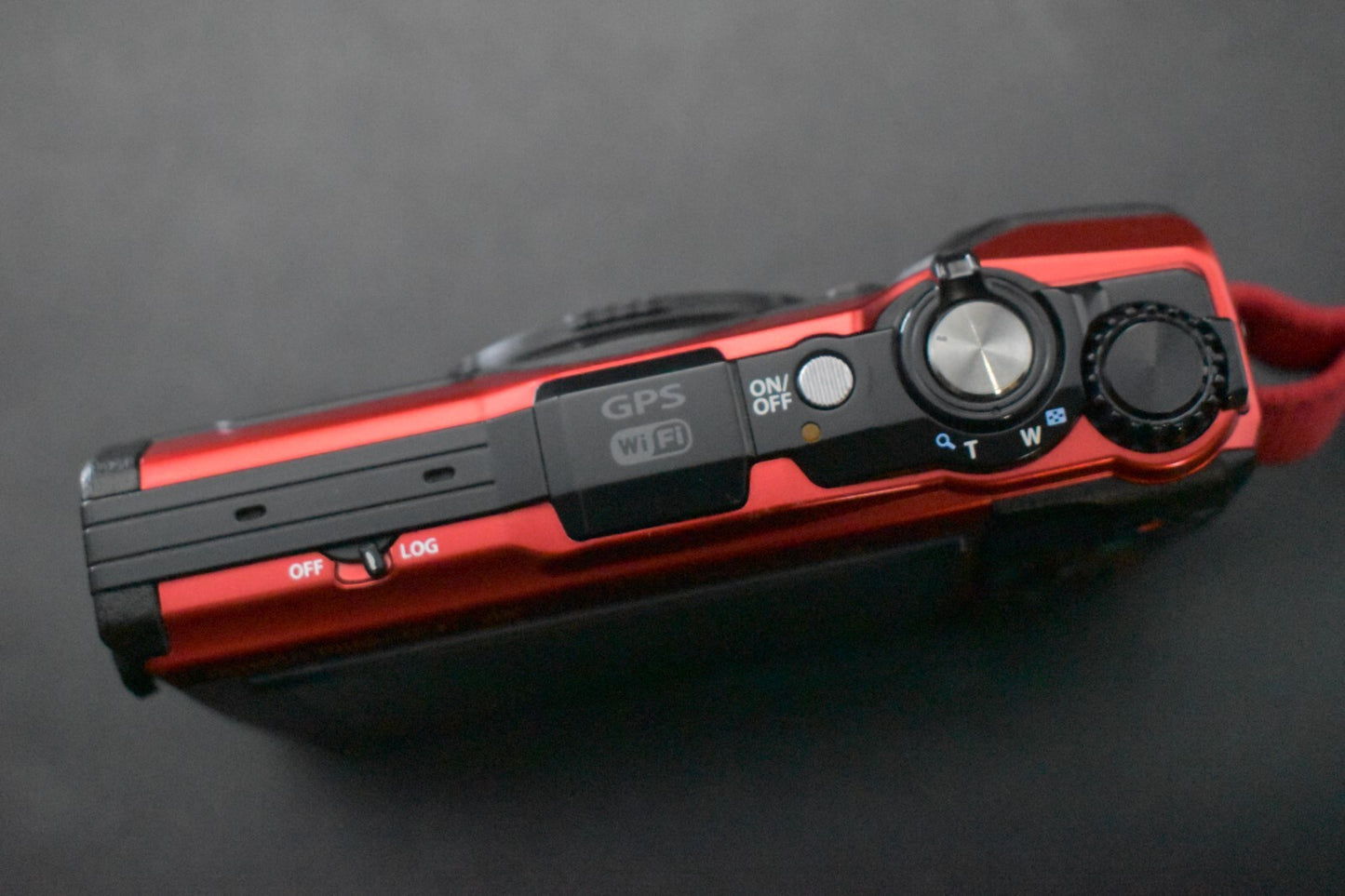 [1 Yr Warranty] OLYMPUS Tough TG-5 Red Waterproof Digital Camera JAPAN 6149